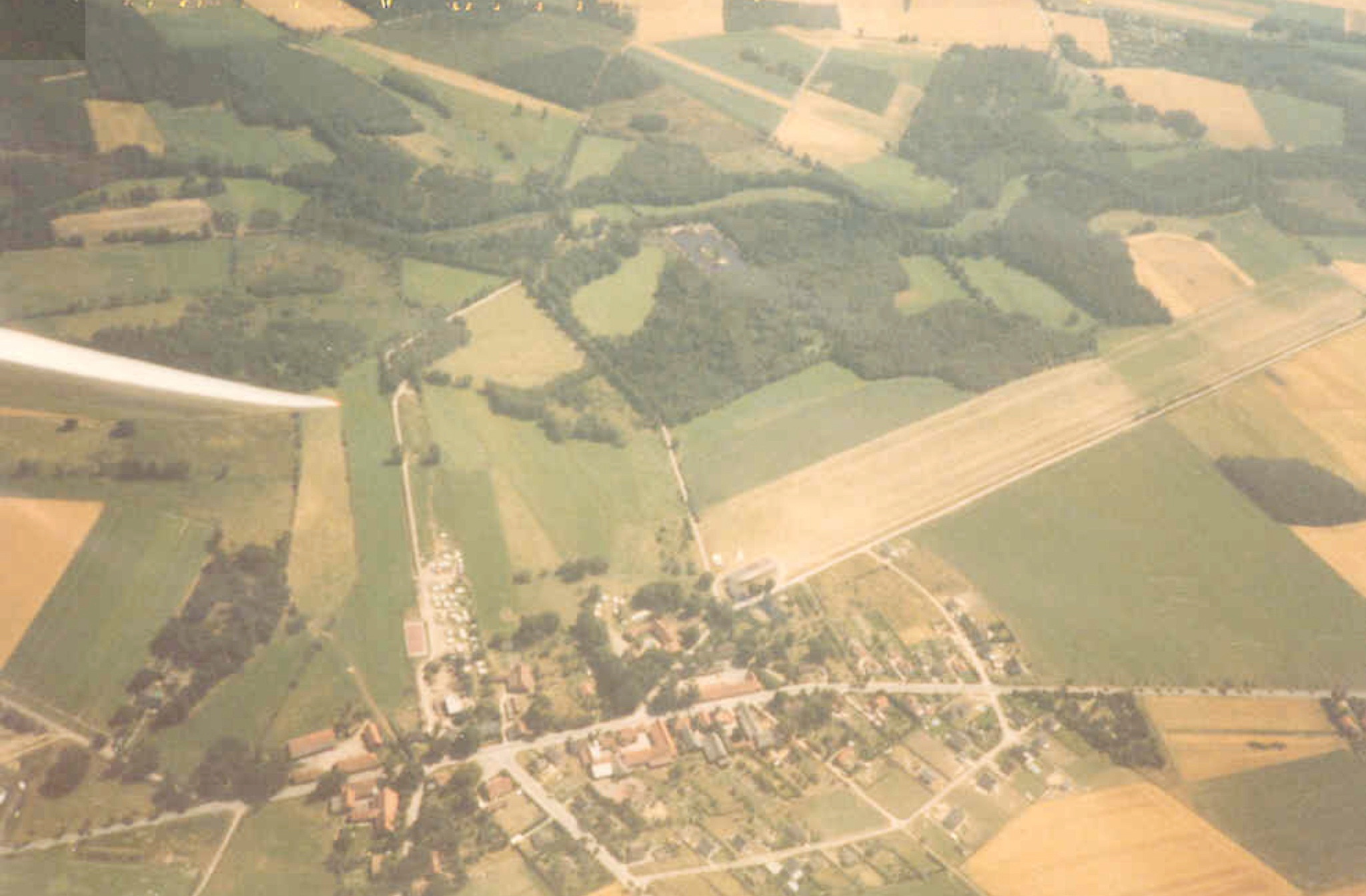 Flugbetrieb am Flugplatz Berliner Heide